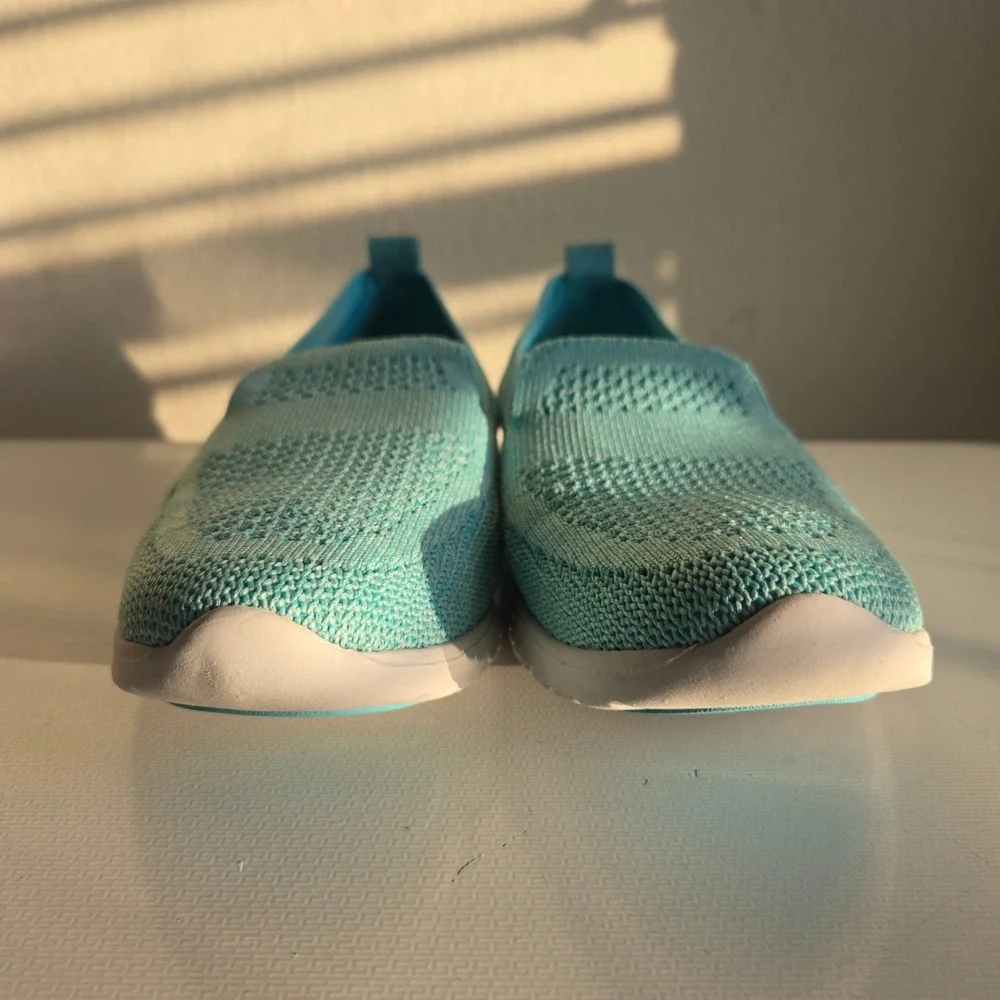 Cole Haan Zerogrand Stitchlite Aqua Knit Slip On‎ Loafer Sneakers Womens Size 7B